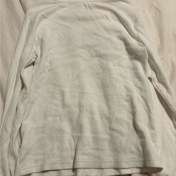 gap white long sleeve size medium (worn) - Picture 3 of 3